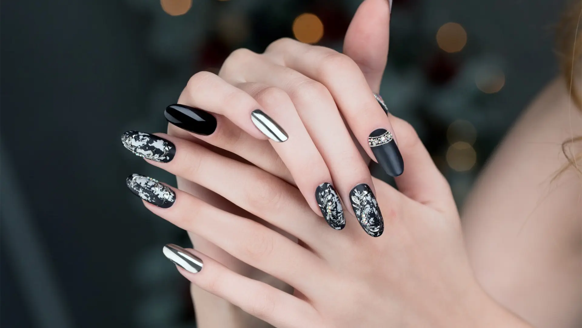 Finike Protez Tırnak